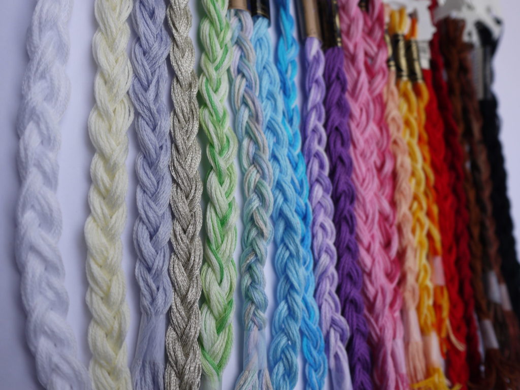 刺繍糸　整理収納　きれい